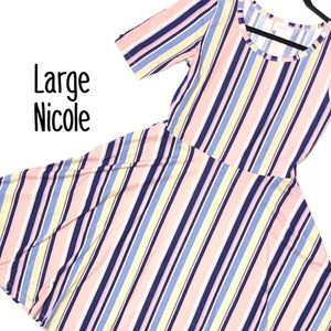 Lularoe nicole dress